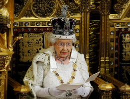 女皇演講被推遲 三分鐘看懂英國當前政局