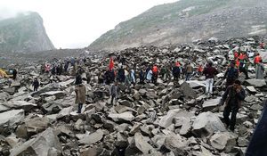茂縣山體垮塌25死93失聯 或與汶川地震有關