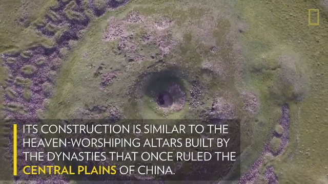 在中國西北一個遙遠的角落，最近出土了一個3000年歷史的太陽祭壇，為研究該地區數千年前的部族文化和宗教信仰提供了線索。（視像擷圖）