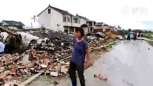 江蘇三鎮遭龍捲風襲擊 房屋幾秒就被颳倒