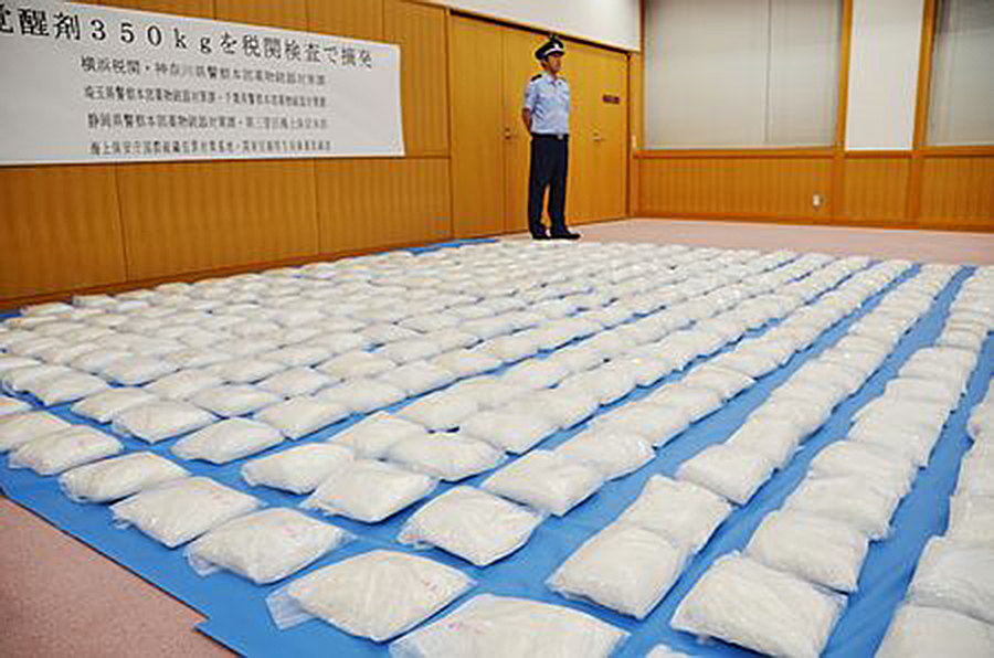 中國運往日本橫濱「貓砂」 竟是毒品