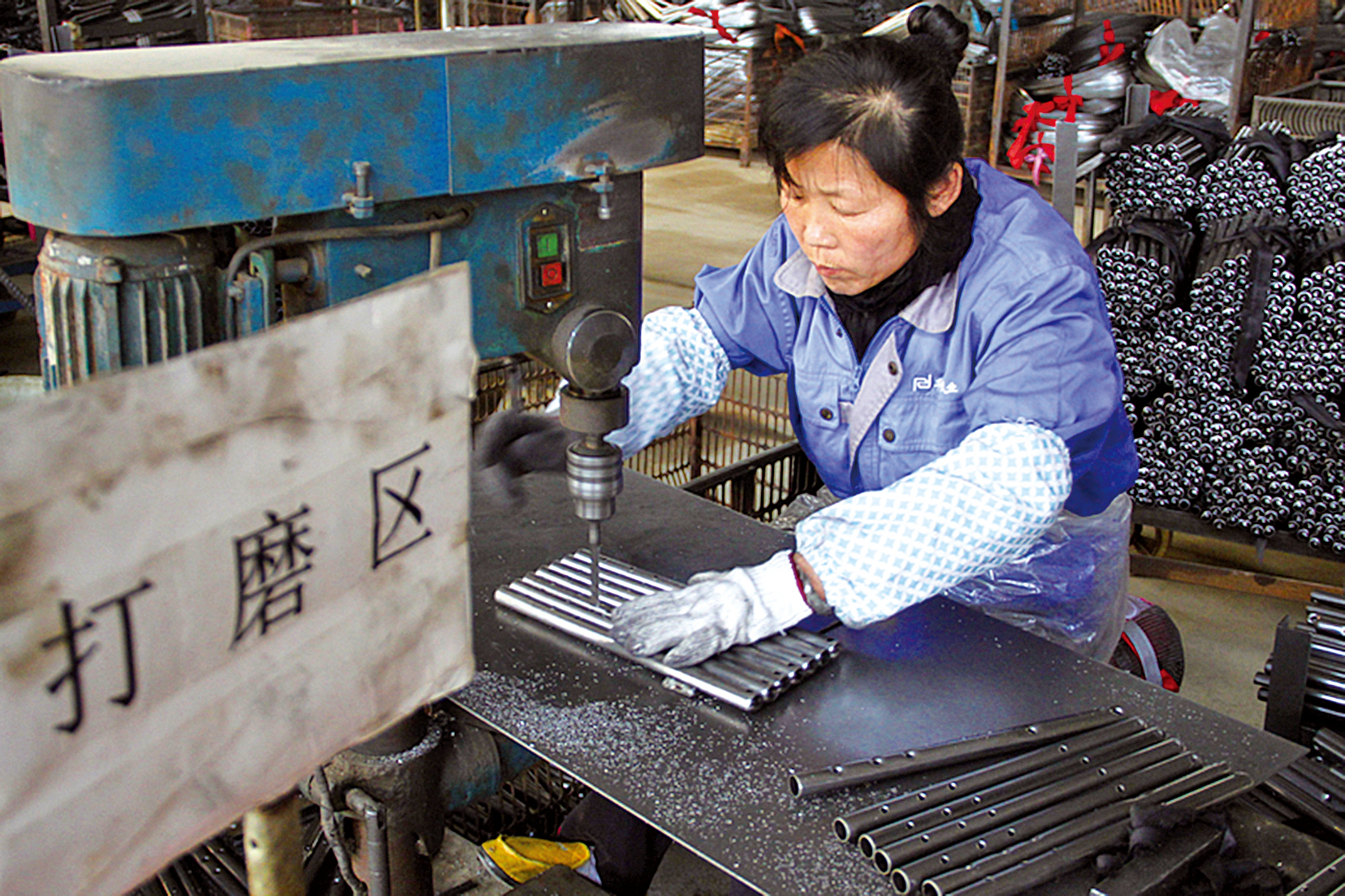 中國官方7月份製造業採購經理人指數降幅大於預期，經濟增速可能放緩。（大紀元圖庫）