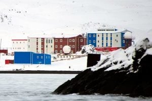報告：中共在南極洲從事秘密軍事活動