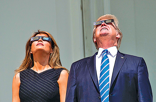 總統和家人怎麼看日食