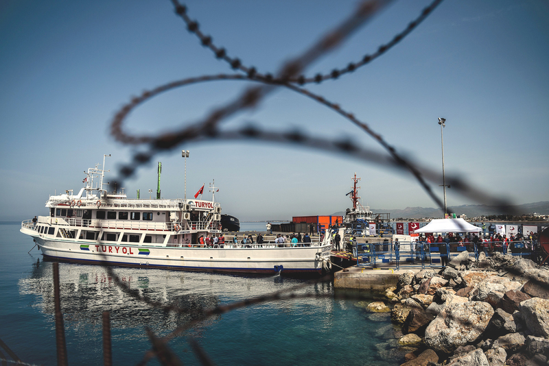 希臘遣送首批移民至土耳其