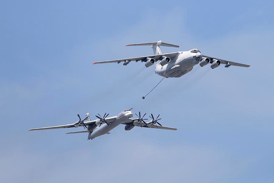 俄核武轟炸機飛太平洋 日韓戰機急升空伴飛