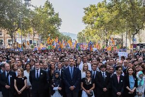 「我不懼怕」西班牙國王率50萬人反恐遊行
