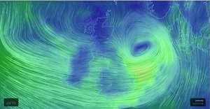 風暴艾琳狂吹英國 交通混亂大面積斷電
