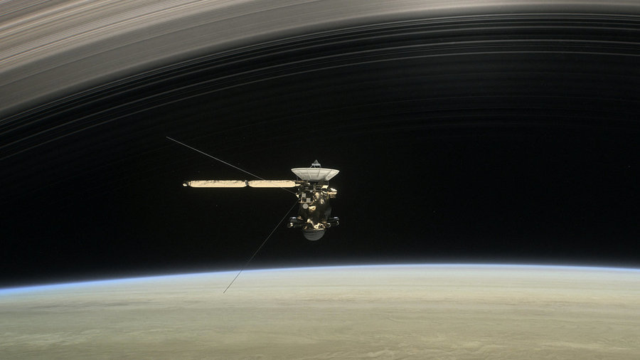遨遊太空二十年 卡西尼號在土星懷抱中焚毀
