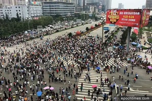 四川劃新區消息引民憤 數萬民眾抗議爆衝突