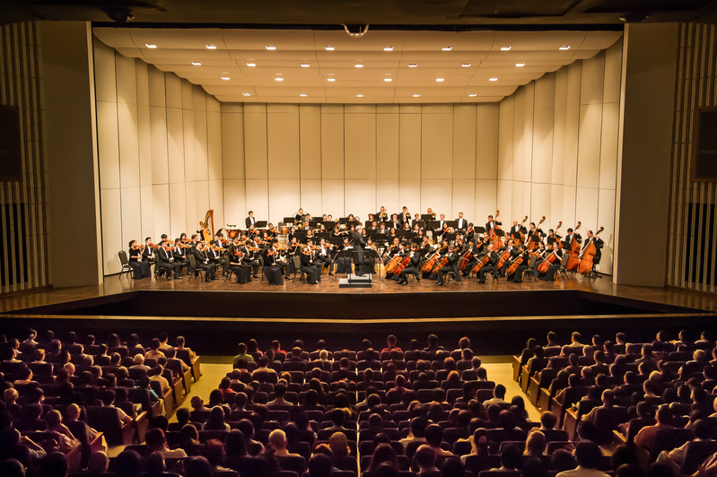 2017年9月26日下午，神韻交響樂團於高雄市文化中心至德堂演出。（羅瑞勳／大紀元）