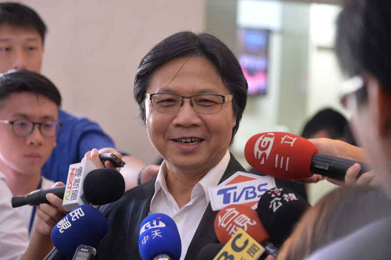 台灣內政部長葉俊榮29日表示，絕不容忍境外對台灣民主社會的滲透及操控。（中央社）