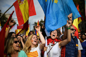 加泰羅尼亞危機不影響 西班牙歡慶國慶
