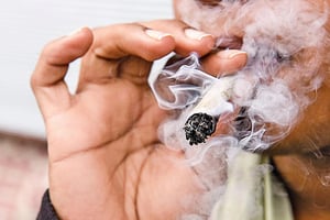 【研究】長期吸食大麻 會增加暴力傾向