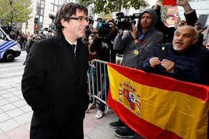 西班牙法院傳喚加泰羅尼亞領袖出庭應訊