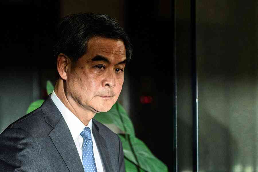 曾否認施壓商界抽《蘋果》廣告 梁振英今自爆有