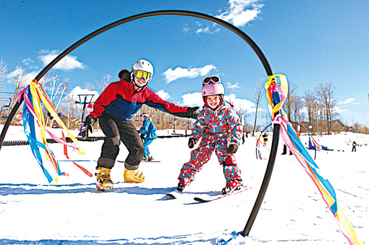 專業教練教滑雪。（skivermont）