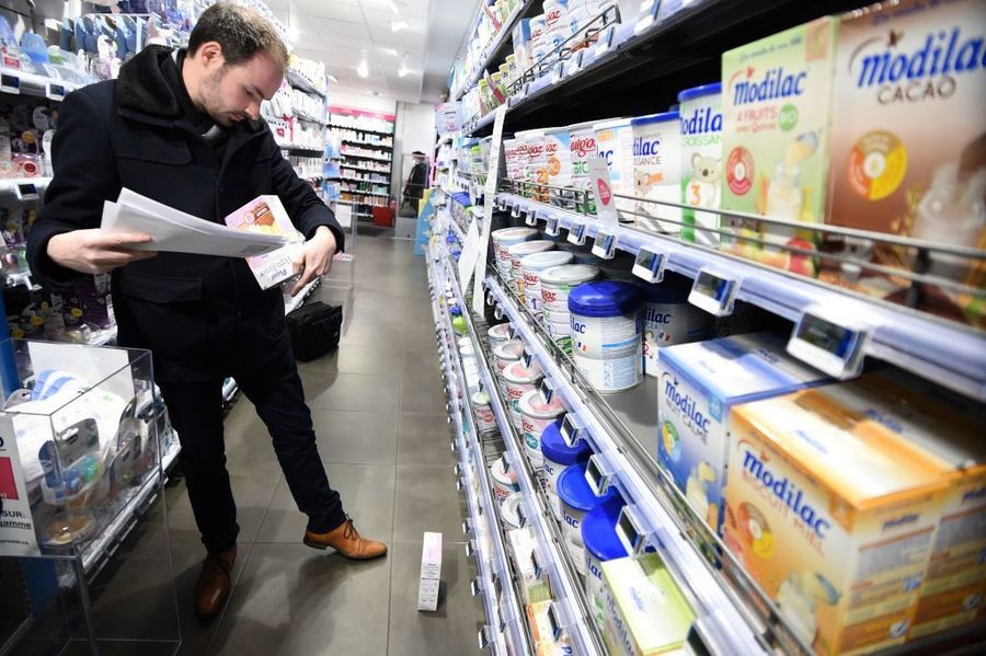 問題奶粉未及時下架 法國多家超市道歉