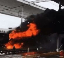 陸高鐵爆大事故 青島開往杭州G281次車廂起火