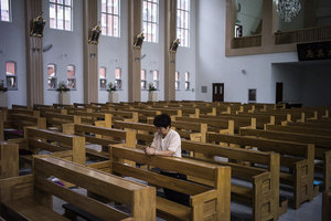 中共宗教新規上路 信仰寒流急凍中國