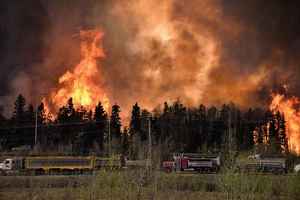 加拿大山火危機 撤離規模史上之最