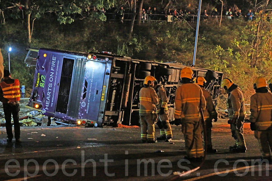 大埔公路雙層巴士翻側19死 逾60傷