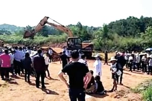 抗議濫採稀土毀林 贛村民遭警鎮壓