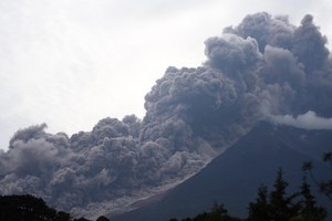 危地馬拉火山大爆發 村莊被埋已25死數百傷