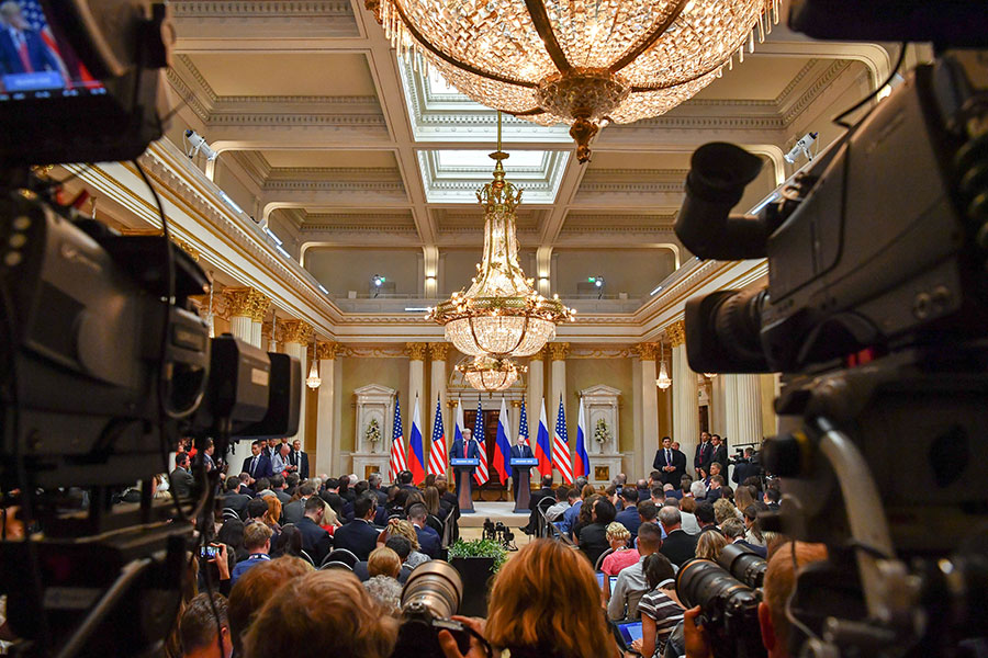 7月16日，特朗普與普京在赫爾辛基見面後舉辦聯合記者會。（YURI KADOBNOV/AFP/Getty Images）