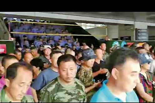 山東老兵集體進京維權 被困煙台火車站