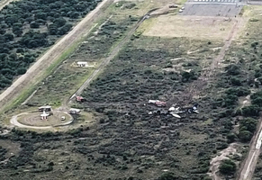 墨西哥航班客機墜毀 機上103人全奇蹟生還