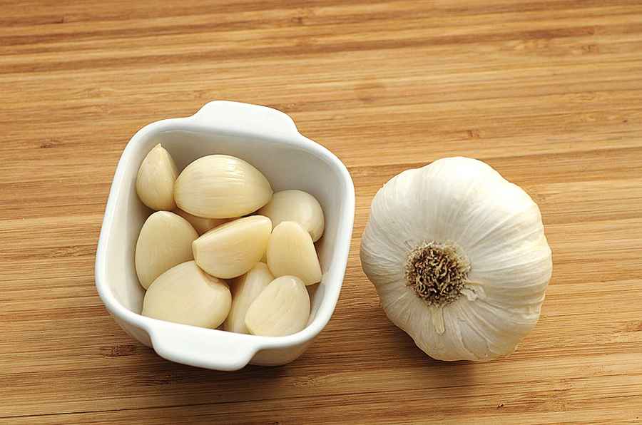 中國大蒜去皮產業 隱伏監獄奴工黑幕