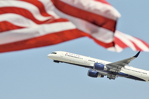 航空公司提升服務費   託運、改機票等將漲價