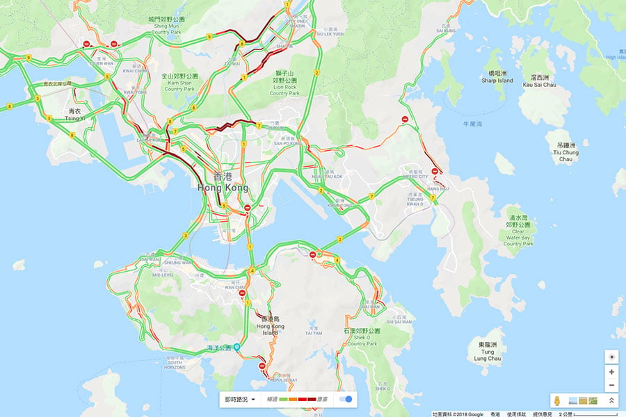 中午12時40分許，本港市區多個路段仍未解封，部份路面交通擠塞。（Google地圖）
