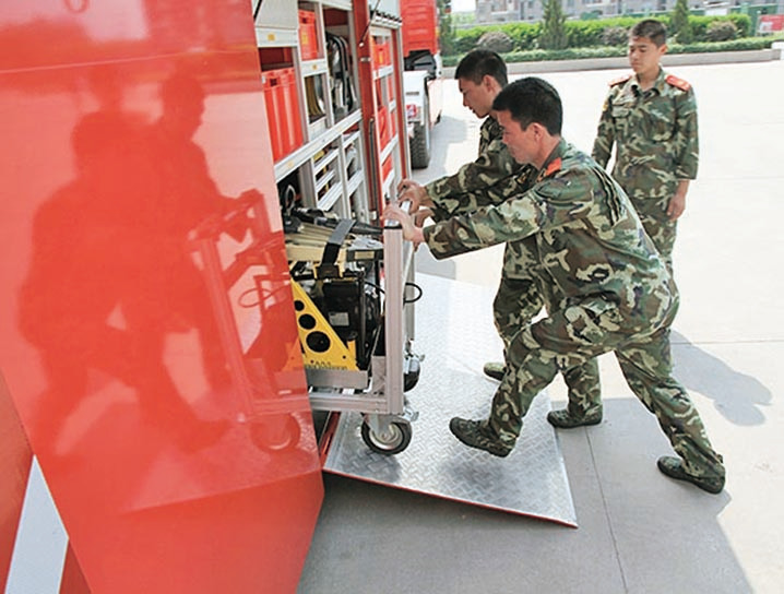 消防部隊退出武警現役 轉隸應急部