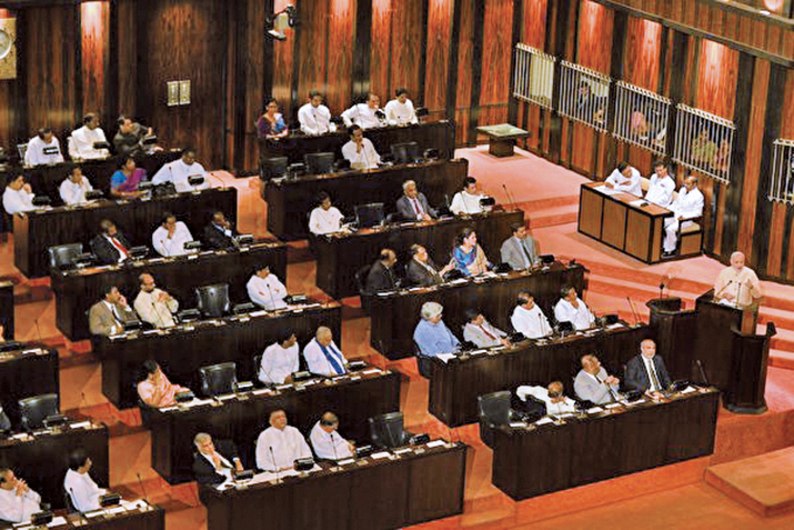 斯里蘭卡議會投票 罷免「親中共」總理