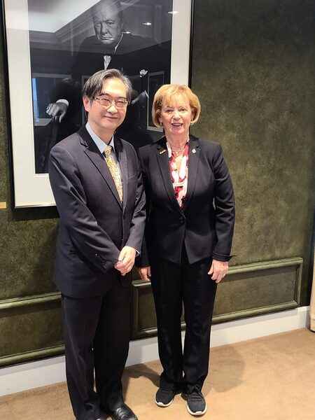 台駐加外交官離任 透露台加關係升溫緣由