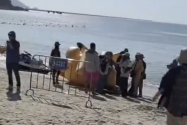 海南三亞水上電單車相撞 一死一傷