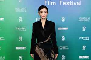 懶理與導演趙德胤戀情傳聞 趙麗穎享受親子樂