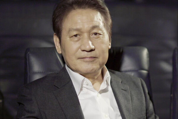 韓影帝安聖基驚傳噎到昏迷 入住ICU尚未脫險