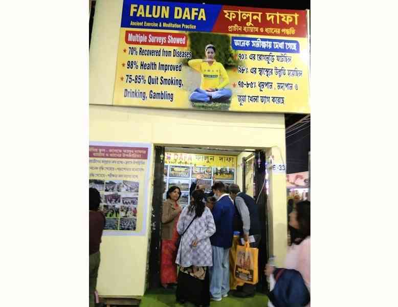 印度國際書展 法輪功書籍吸引民眾