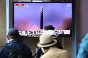 尹錫悅任職前6天 北韓再發射彈道導彈