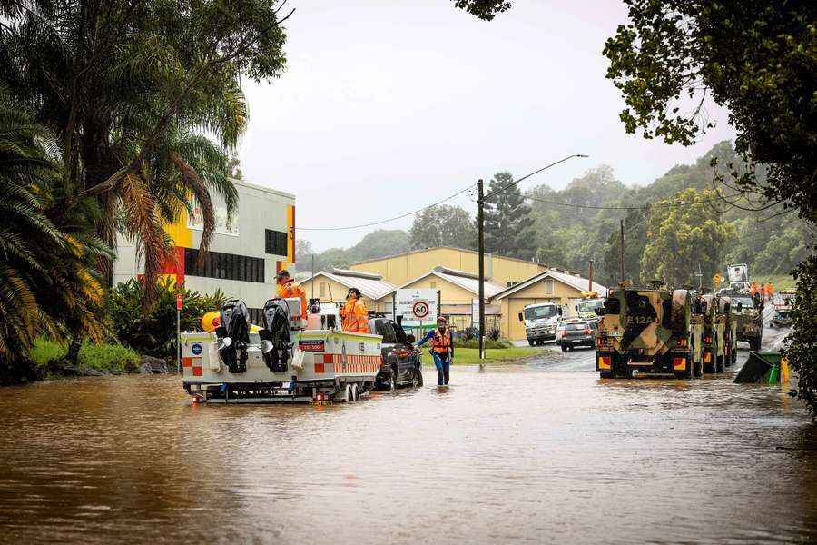 澳洲東部遭洪災 成千上萬人撤離