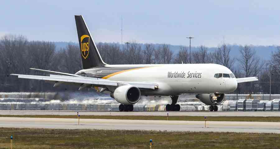 致命空難後UPS停飛麥道飛機 料錯過配送旺季