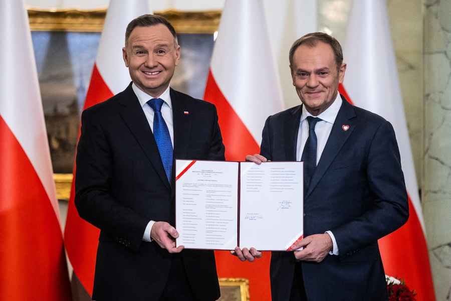 波蘭巨變 親歐盟新總理宣誓就職（有片）
