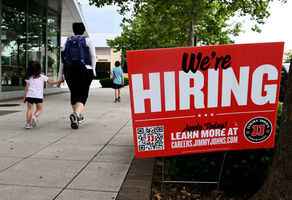 美國9月新增就業33.6萬 遠超預期