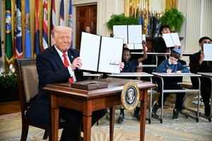 特朗普簽署行政令 啟動解散教育部程序