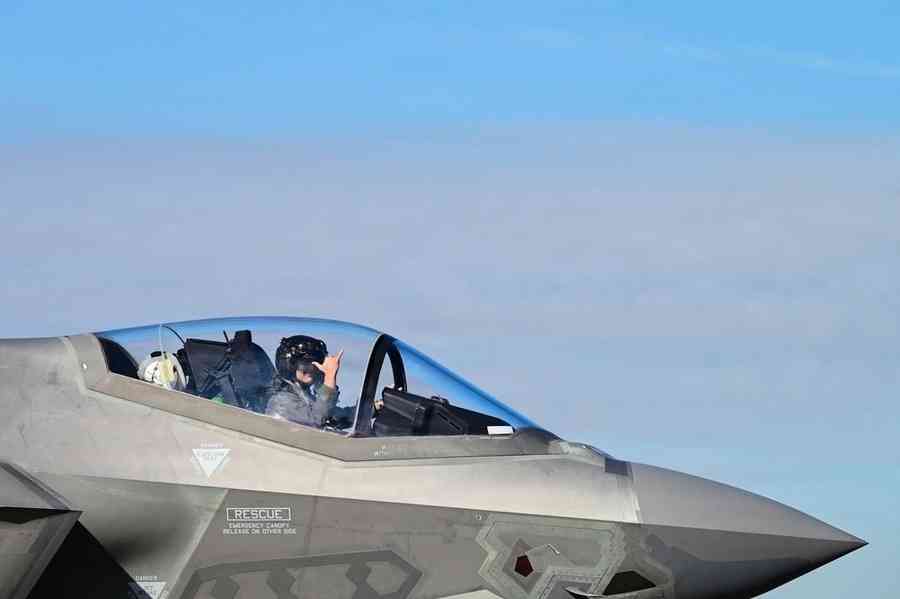 涉為中共培訓飛行員 前美F35戰機教官被捕