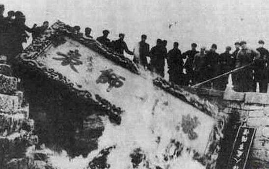 林輝：1922年反基督教運動背後的鬼影