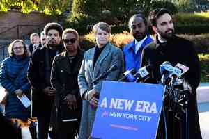 準紐約市長曼達尼任命400人進過渡團隊